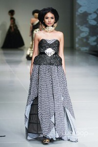 Barli Asmara Royal Javanese. Bazaar Fashion Festival 2014 at Jakarta Convention Center. Jakarta. [Foto: Mohammad Abduh/Wolipop]