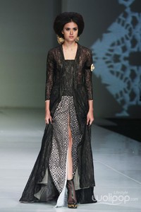 Barli Asmara Royal Javanese, Bazaar Fashion Festival 2014 at Jakarta Convention Center. Jakarta. (Foto: Mohammad Abduh/Wolipop)