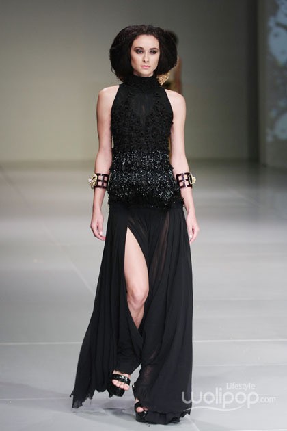 Barli Asmara Royal Javanese. Bazaar Fashion Festival 2014 at Jakarta Convention Center. Jakarta. [Foto: Mohammad Abduh/Wolipop]