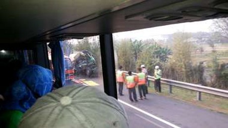 Sejumlah Kecelakaan Terjadi di Ibukota Pagi Ini, Akibatnya Lalin Macet