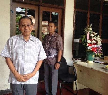 Tak Lagi Jabat Wapres Boediono Sibuk Beres Beres Rumah Dan Jenguk