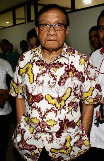 Akbar Tandjung Sarankan KMP dan KIH Berunding untuk Pulihkan DPR