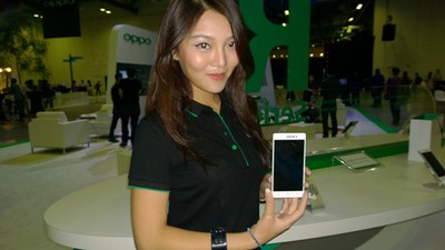 Lebih Intim dengan Android Tertipis di Dunia