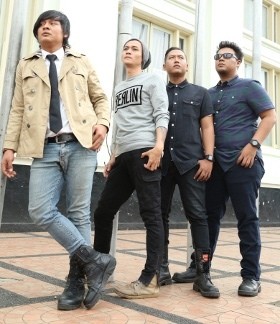 Curhat Angkasa di Lagu Baru