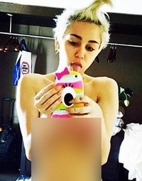 Ini Selfie Terseksi Para Selebriti Hollywood