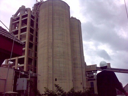 Laba Semen Indonesia Stagnan di Rp 4 Triliun