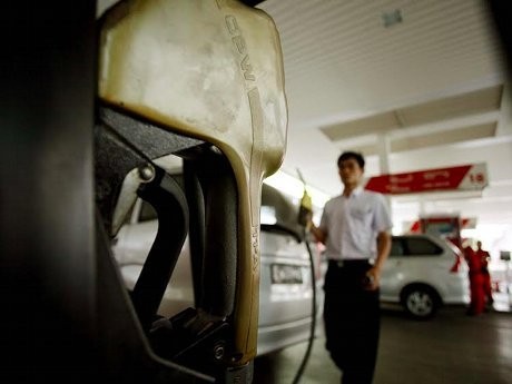 Bagaimana Trik Mencampur Premium dengan Pertamax yang Benar?