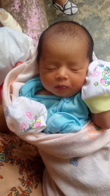 Bayi Lucu Ini Dibuang Oleh Orang Tu Bayi Lucu Ini Dibuang Oleh Orang Tu