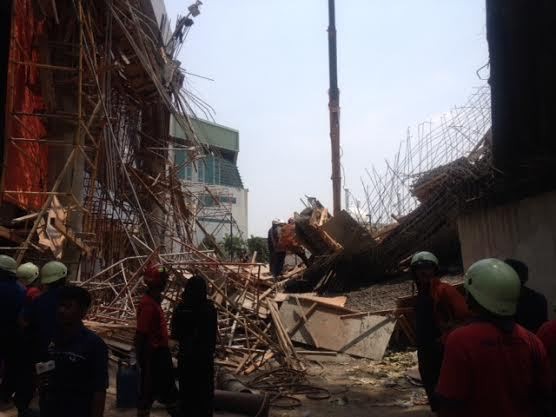 Jembatan Ambruk di TIM, Ahok: Kami Sedang Teliti Sekarang