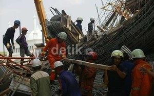 Kronologi Ambruknya Jembatan di TIM yang Membuat 4 Pekerja Tewas Terkubur