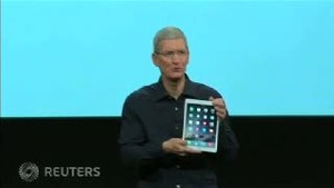 Bos Apple Tim Cook Bangga Menjadi Gay