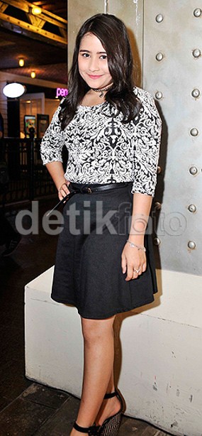 Diet Terlalu Esktrem, Prilly Latuconsina Masuk Rumah Sakit