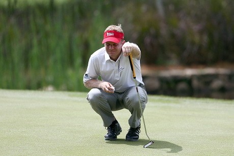 Hari Kedua, Hurley Gantian Memimpin