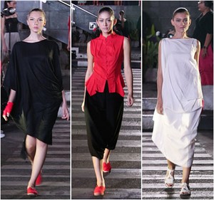 Pertamakali di Indonesia, Model Fashion Show di Tengah Jalan Senayan