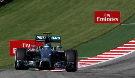 Kalahkan Hamilton, Rosberg Pole di Austin