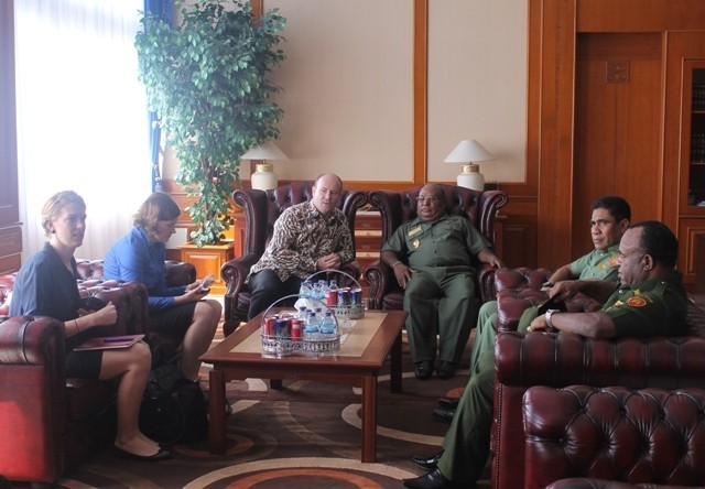 Bertemu Gubernur Papua, Dubes Australia untuk RI Sempat Tanya soal Jokowi