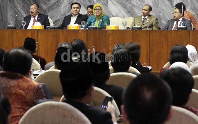 Dua Kubu di DPR, KMP dan KIH Gelar Paripurna Bersamaan Besok
