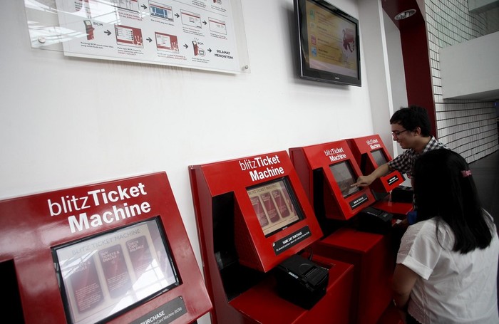 Rugi Bioskop Blitzmegaplex Bengkak 800% Jadi Rp 33 Miliar