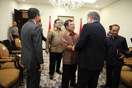 Temui JK, Lembaga Ini Ingin Ikut Proyek Pembangkit Listrik di RI