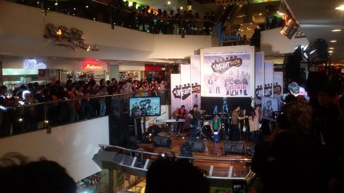 Saksikan Keseruan Armada di LIVECHATkustik Besok Siang