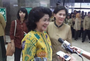 Diawali Tabur Bunga, Menkes Nila Jalani Agenda Rapat Super Padat