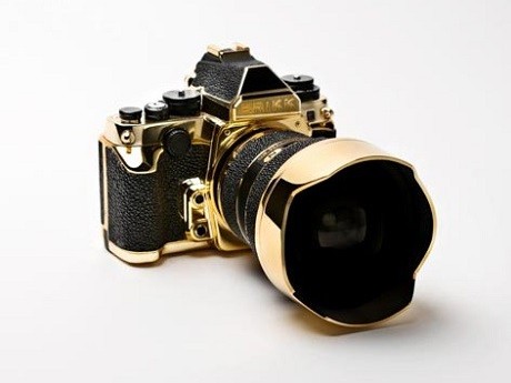 Kamera Nikon Ini Lebih Mahal dari 2 Mobil Avanza