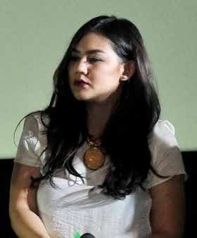 Tak Mau Kehilangan Momen, Sissy Priscillia Ajak Anak ke Tempat Kerja