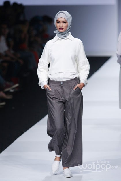 Etu by Restu Anggraini Indonesia Fashion Forward. Jakarta Fashion Week 2015 at Senayan City. Jakarta. [Foto: Mohammad Abduh/Wolipop]