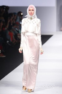 Norma Hauri Indonesia Fashion Forward. Jakarta Fashion Week 2015 at Senayan City. Jakarta. [Foto: Mohammad Abduh/Wolipop]