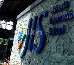 Pagi Ini 2 Guru JIS Tersangka Kekerasan Anak Diserahkan ke Kejati DKI Pagi Ini 2 Guru JIS Tersangka Kekerasan Anak Diserahkan ke Kejati DKI