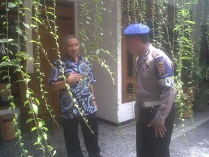 4 Teror Ancam Amien Rais, dari Tembakan Hingga Sesajen