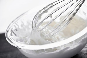 Mengocok Whipped Cream  Agar Mulus dan Bagus