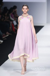 Andhita Siswandi Indonesia Fashion Forward Jakarta Fashion Week 2015 at Senayan City. Jakarta. [Foto: Mohammad Abduh/Wolipop]