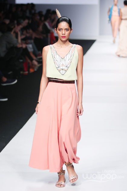 Tertia Enda Indonesia Fashion Forward. at Jakarta Fashion Week 2015. Senayan City. Jakarta. [Foto: Mohammad Abduh/Wolipop]