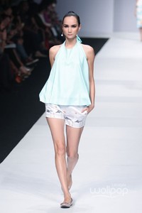 Jii by Gloria Agartha Indonesia Fashion Forward at Jakarta Fashion Week 2015. Senayan City. Jakarta. [Foto: Mohammad Abduh/Wolipop]