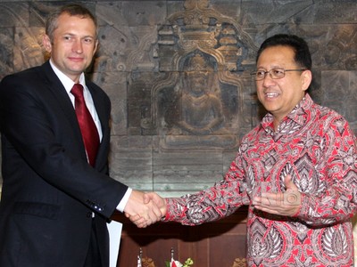 Ketua DPD Terima Dubes Jepang dan Belarus