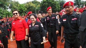 Instruksi Mega: PDIP Harus Full Support Kebijakan Jokowi-JK