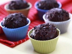 Puding Karamel Cokelat dan Chocolate Biscuit Cake, Camilan Cokelat untuk Si Kecil