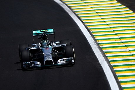 Rosberg Kalahkan Hamilton Lagi