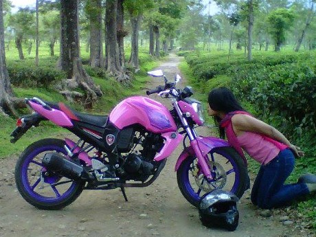 Gadis BYONIC Ini Terbang dari Malang ke Jakarta