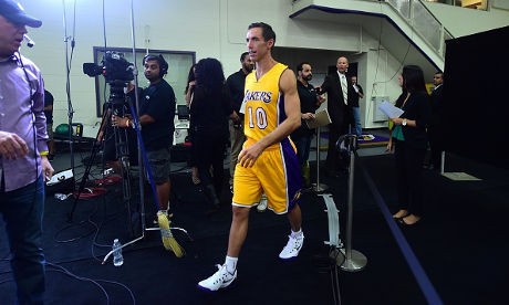 Steve Nash Jawab Kritikan Masih Bisa Main Golf di Saat Cedera