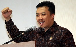 Ini Solusi Menpora Atasi Maraknya Keributan Antar Suporter Bola
