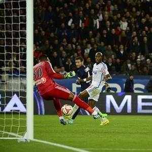 PSG Tundukkan Marseille 2-0