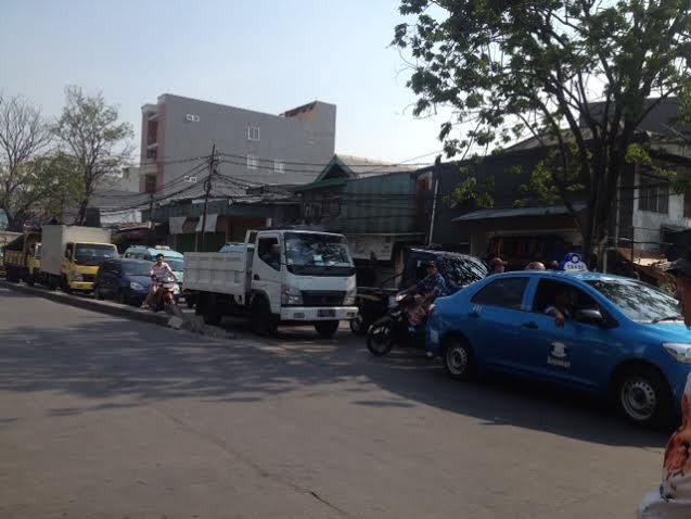 Motor Tak Boleh Melintas di HI, Apakah Kebijakan Pemprov DKI Pro pada Pemobil?