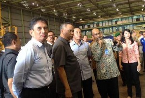 Blusukan di Bandung, Menhan Tinjau Industri Alutsista dan Pesawat Buatan RI