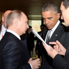 Obama dan Putin Bagai Pasangan Kikuk di KTT APEC
