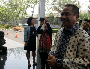 Blusukan ke Tangerang, Menpar Arief Yahya Datangi Pabrik Cat