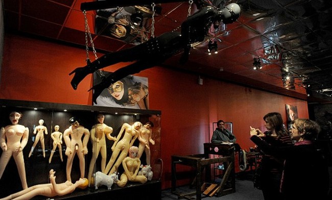 Mengintip MusEros, Museum Seks di Rusia