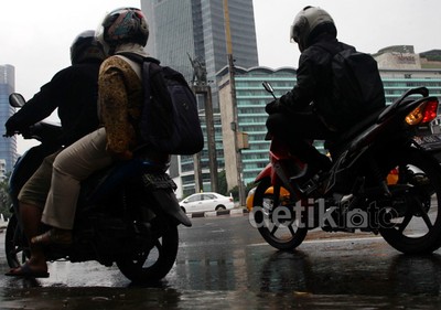 Mulai Desember, Motor Dilarang Melintas di HI