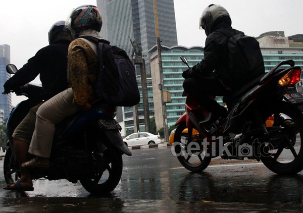Mulai Desember, Motor Dilarang Melintas di HI